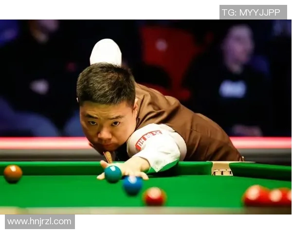 丁俊晖最新视频分享精彩瞬间与比赛心得，球迷们不可错过的精彩内容