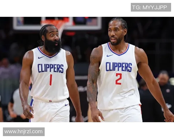 火箭队与快船队激战第4场争夺季后赛晋级关键胜利 火箭队与快船队激战第4场争夺季后赛晋级关键胜利