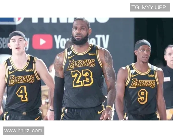 湖人对决热火第三场精彩回顾与赛后分析，谁将赢得总冠军的关键战役