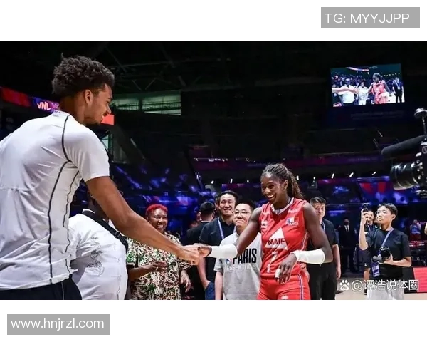 文班亚马法国队首场比赛狂砍27分震撼意大利引发NBA球探热切关注